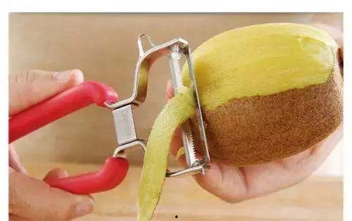 吃小乳瓜需要削皮吗视频,削皮还是直接享用？